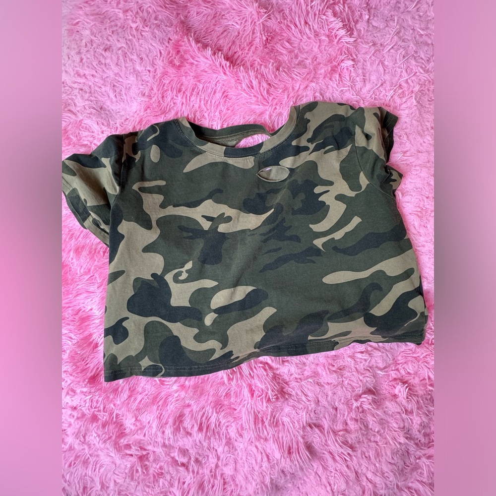 Distressed camo tee